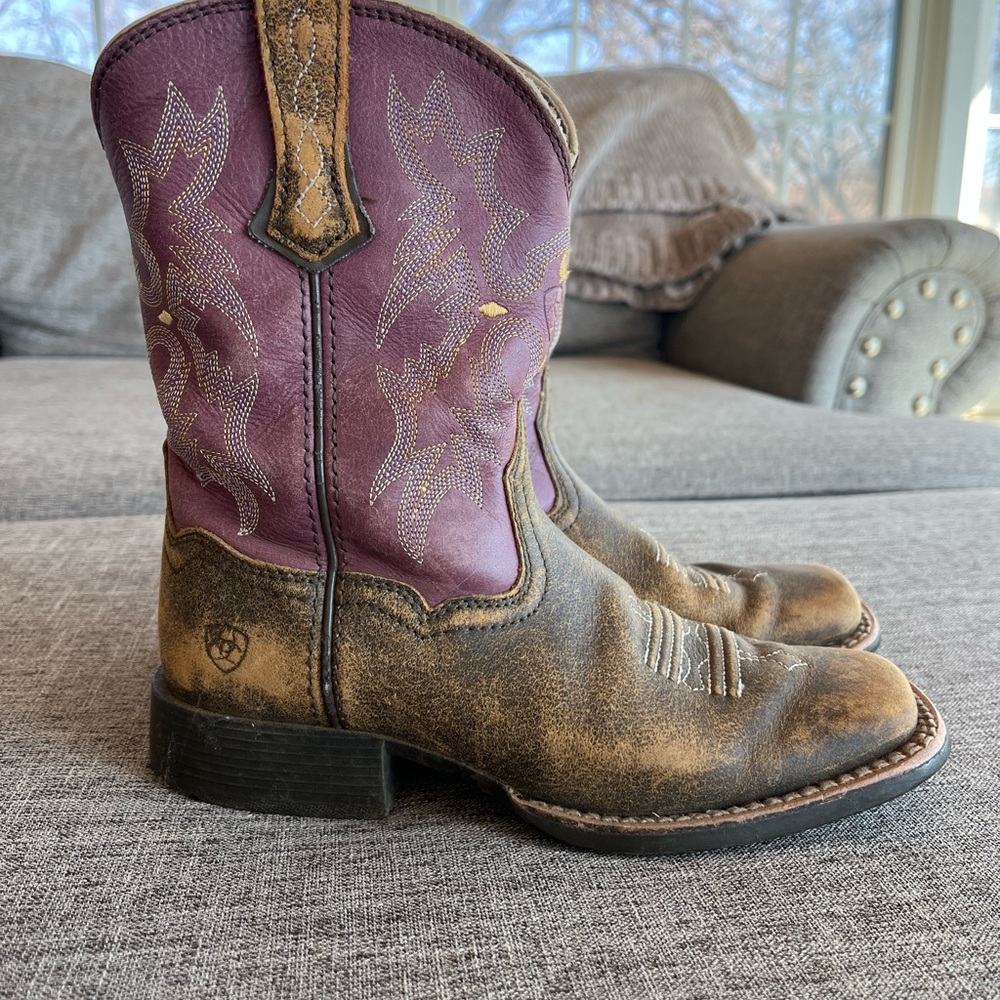 Ariat Little Girls Distressed Brown and Purple Boots